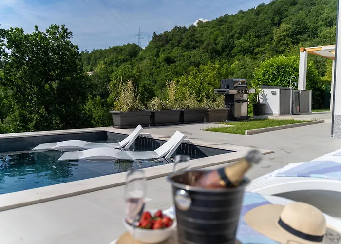 Villa Mare&monti In Opatija, Heated Pool With Sea View Opatija
