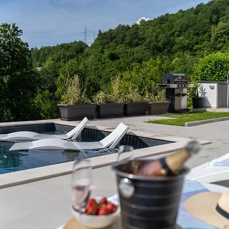 빌라 Mare&monti In Opatija, Heated Pool With Sea View 오파티아
