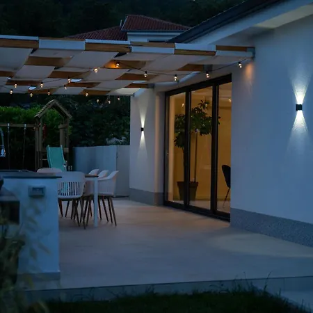 Mare&monti In Opatija, Heated Pool With Sea View 빌라 *