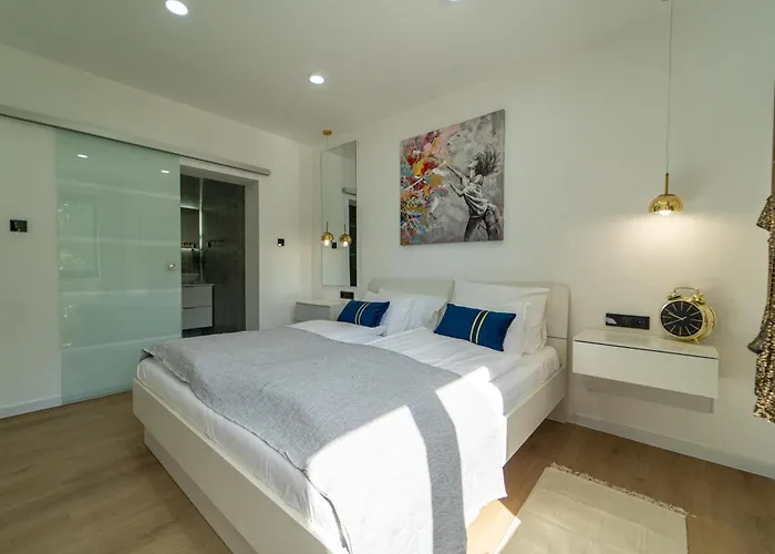 Villa Mare&monti In Opatija, Heated Pool With Sea View Opatija