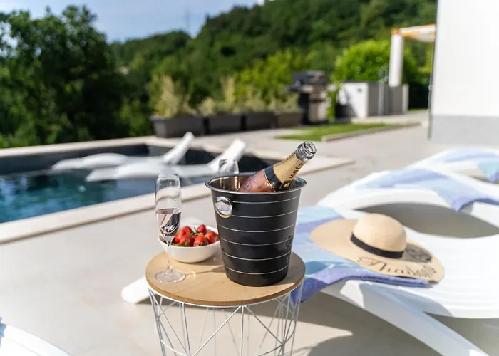 Mare&monti In Opatija, Heated Pool With Sea View